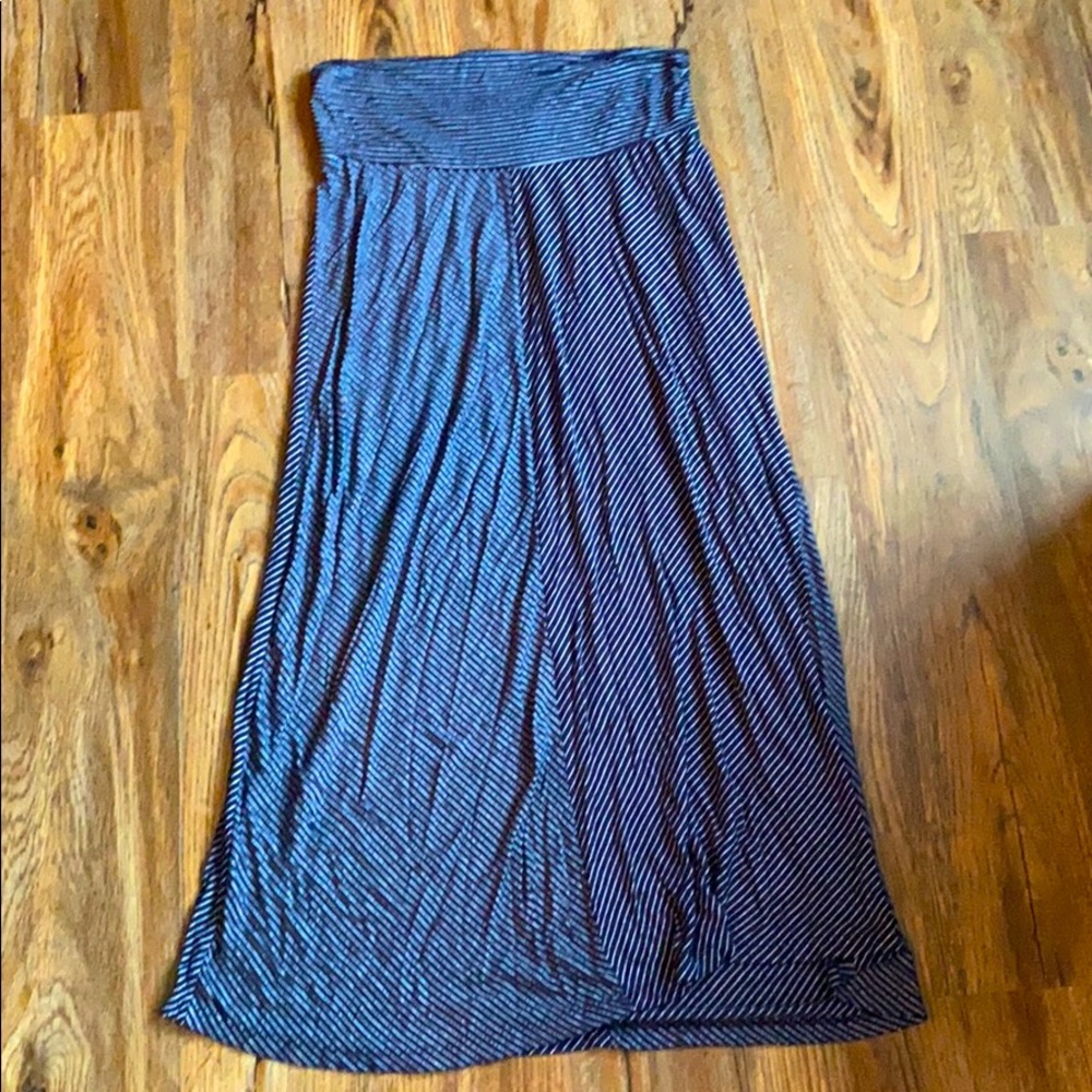 Maternity under the bump maxi skirt